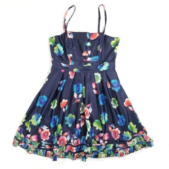 Jessica Simpson Sleeveless Dress - Picture 1 of 8